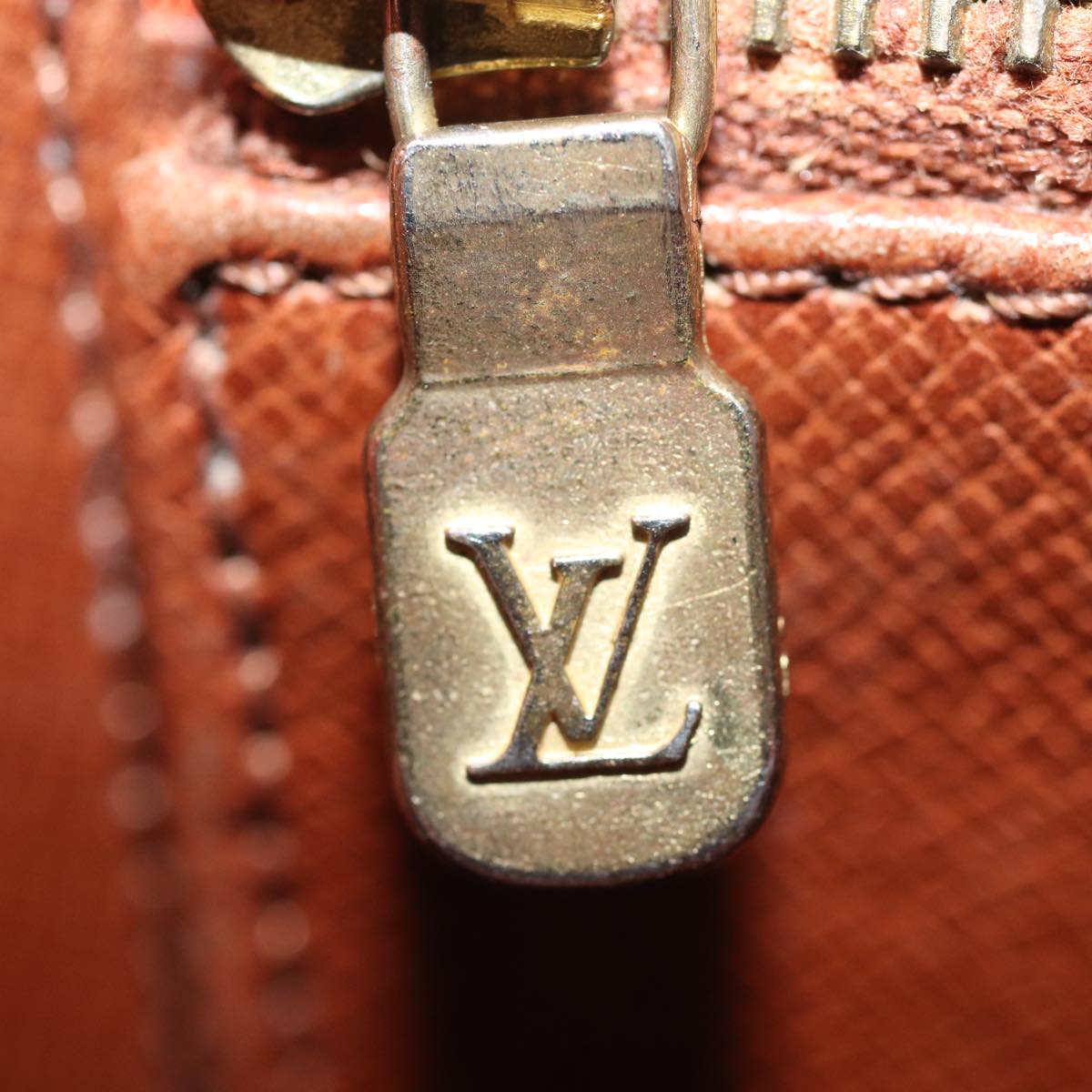 LOUIS VUITTON Monogram Pochette Dam PM Clutch Bag M51812 LV bs14852