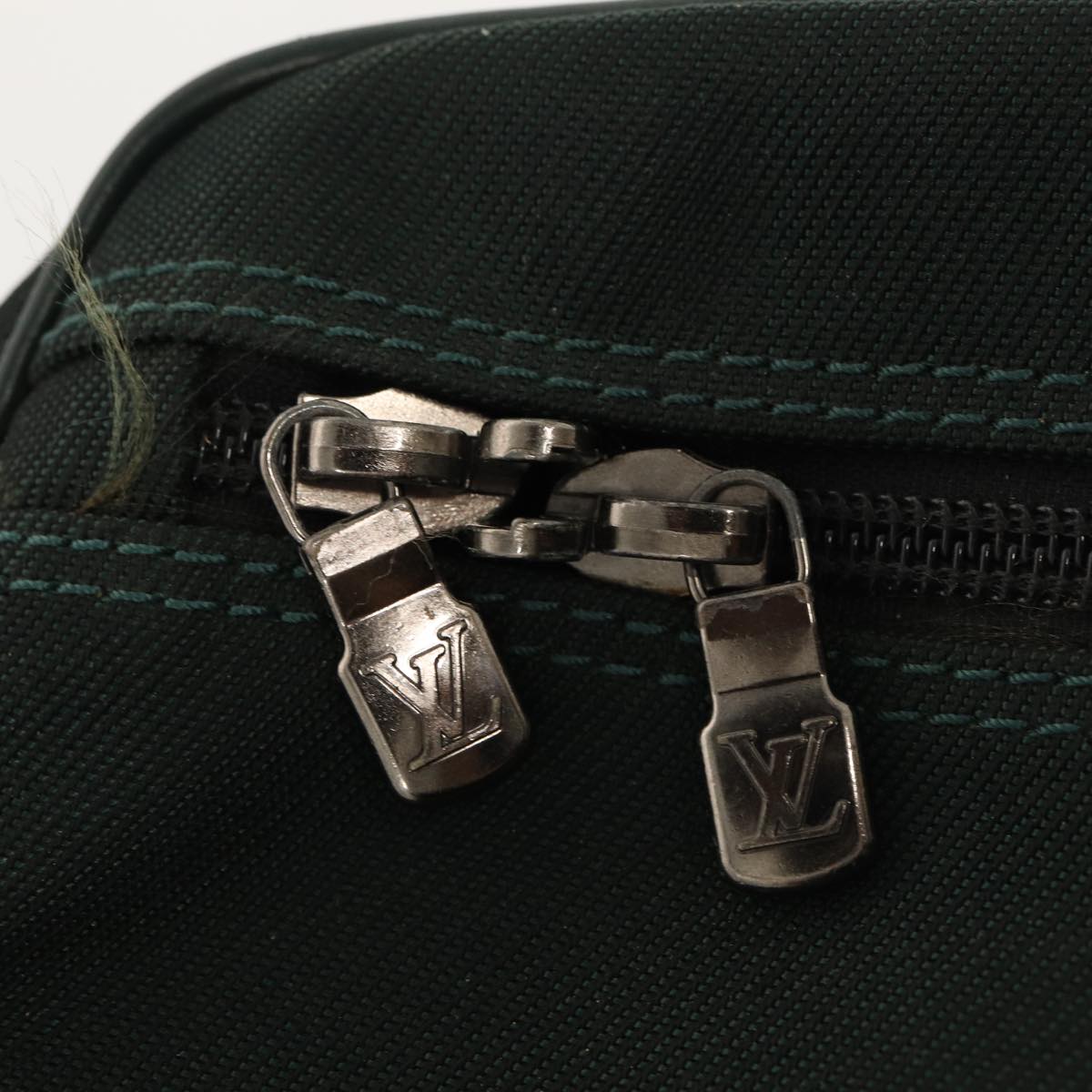 LOUIS VUITTON Taiga Portable Gibbechère Garment Cover Epicea M30694 bs15538
