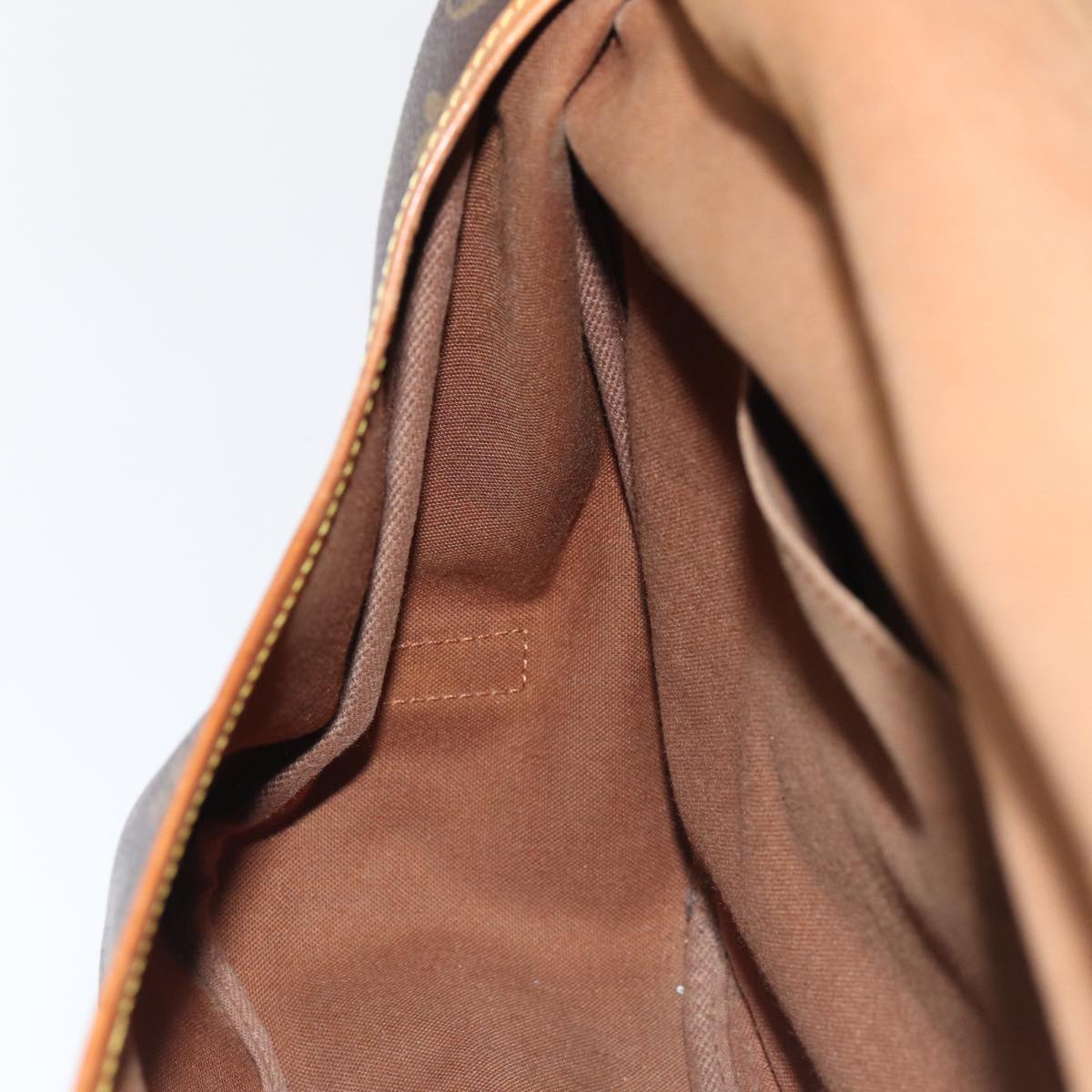 LOUIS VUITTON Monogram Saumur 35 Shoulder Bag M42254 LV bs16127