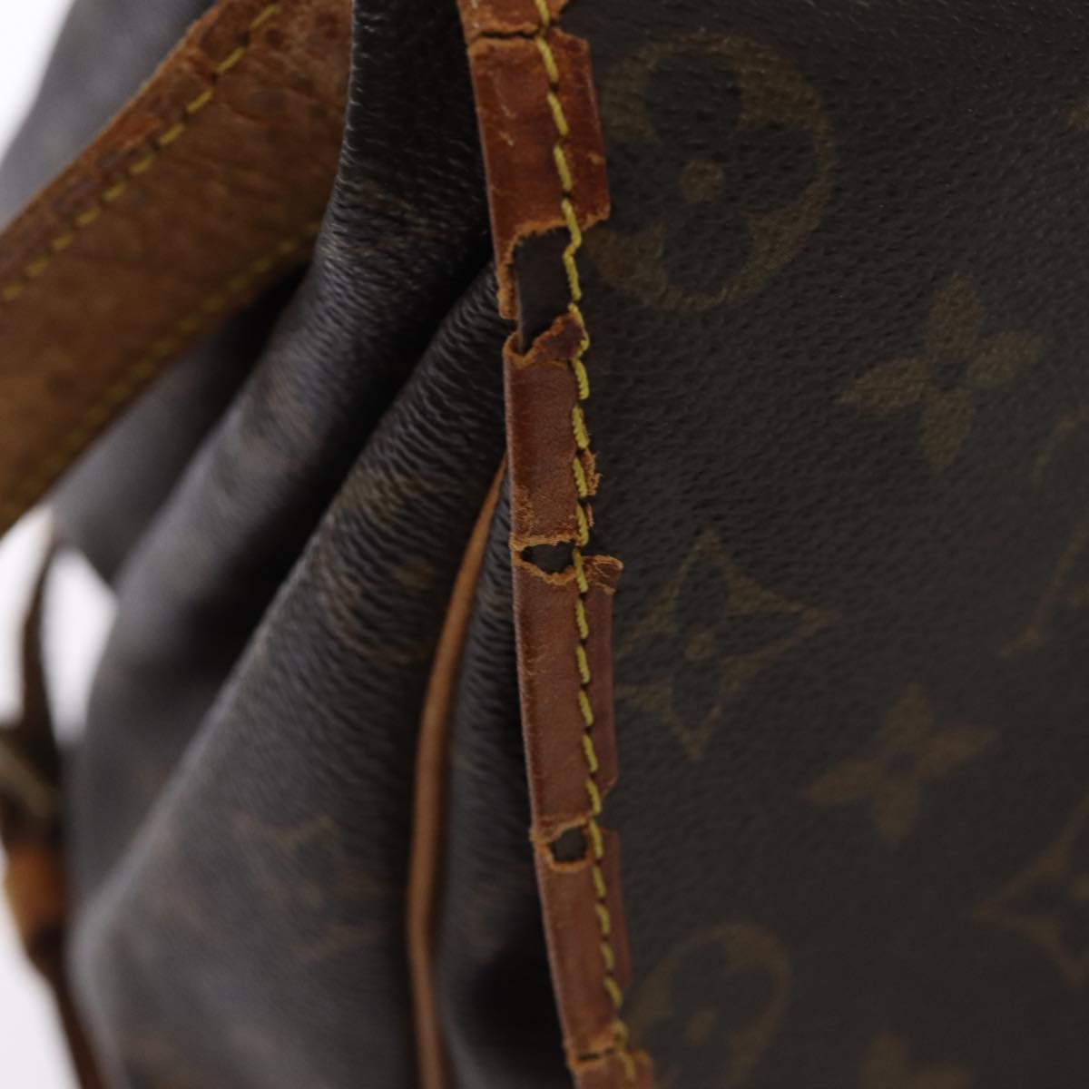 LOUIS VUITTON Monogram Saumur 35 Shoulder Bag M42254 LV bs16127