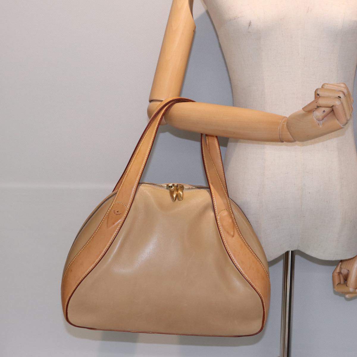 LOUIS VUITTON Nomad leather Hand Bag Paris Saint Germain Only Beige bs16297