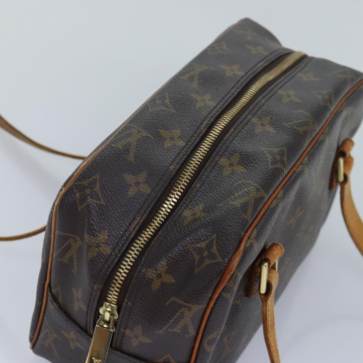 LOUIS VUITTON Monogram Cite MM Hand Bag M51182 LV bs16306