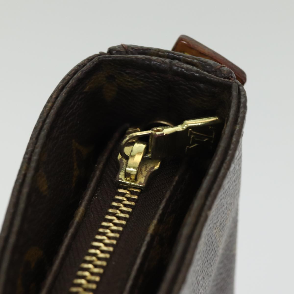 LOUIS VUITTON Monogram Looping GM Shoulder Bag M51145 LV bs16517