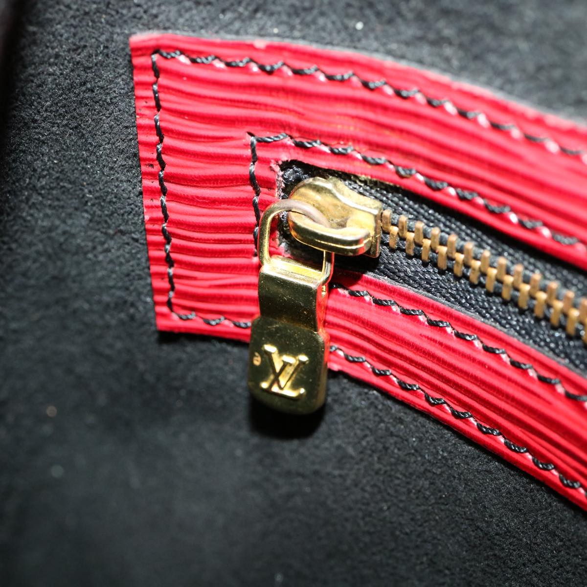 LOUIS VUITTON Epi Toriko color Noe ShoulderBag Red Blue Green M44084 bs1669