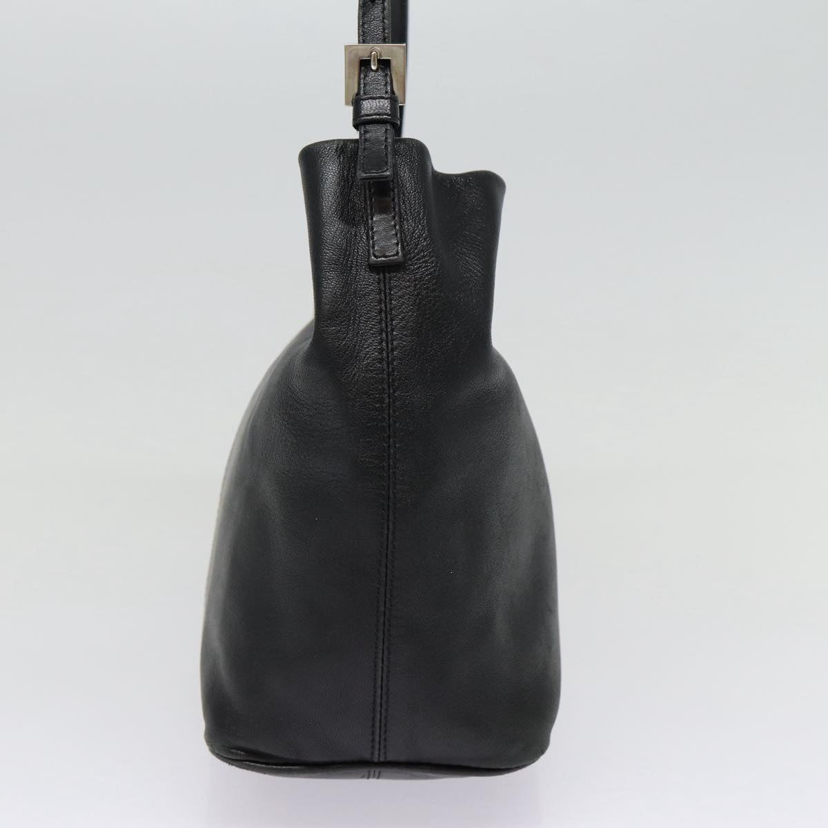 Luxury Fendi Hand Bag Leather Black Silverbs17042
