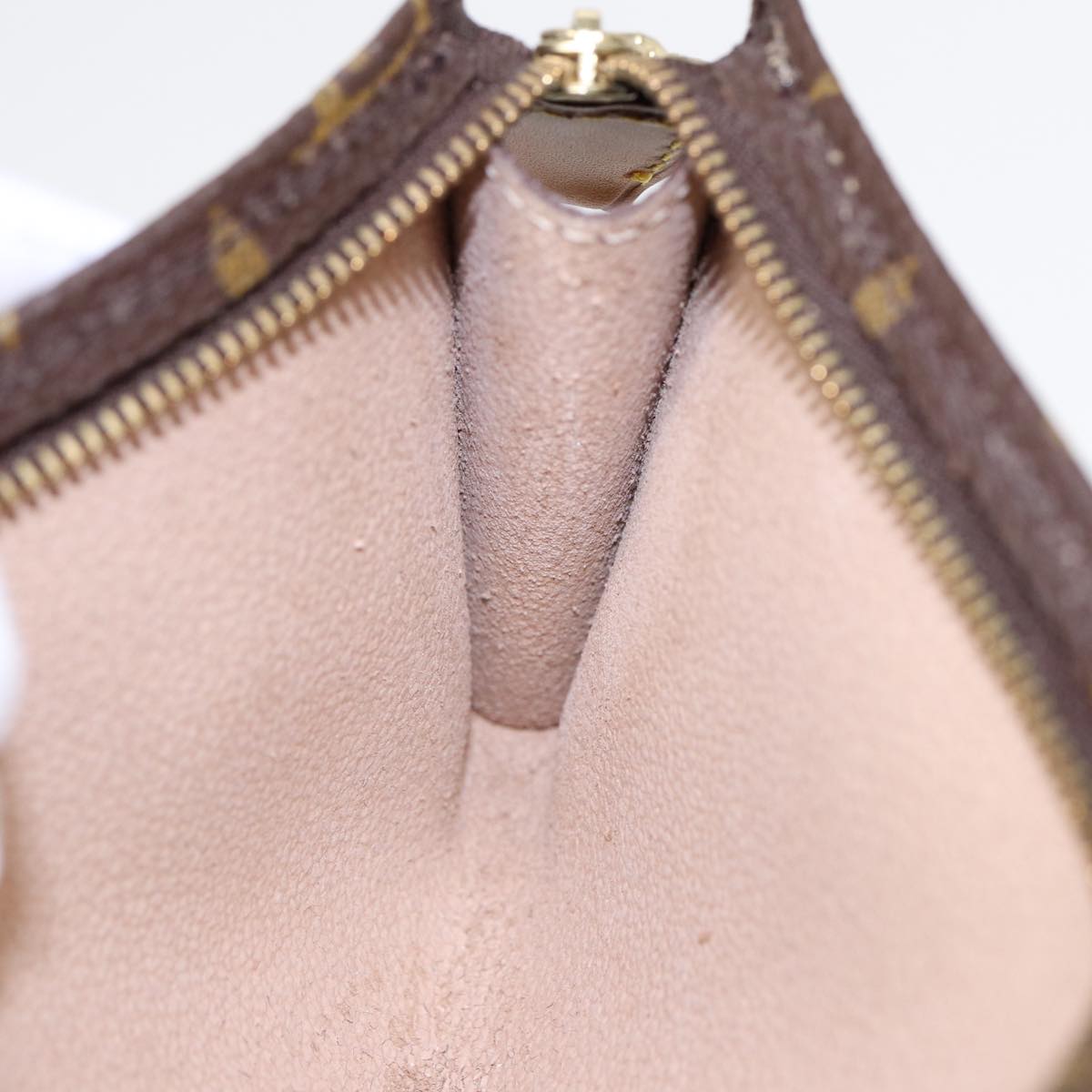 LOUIS VUITTON Monogram Bucket GM Pouch Accessory Pouch LV bs17081