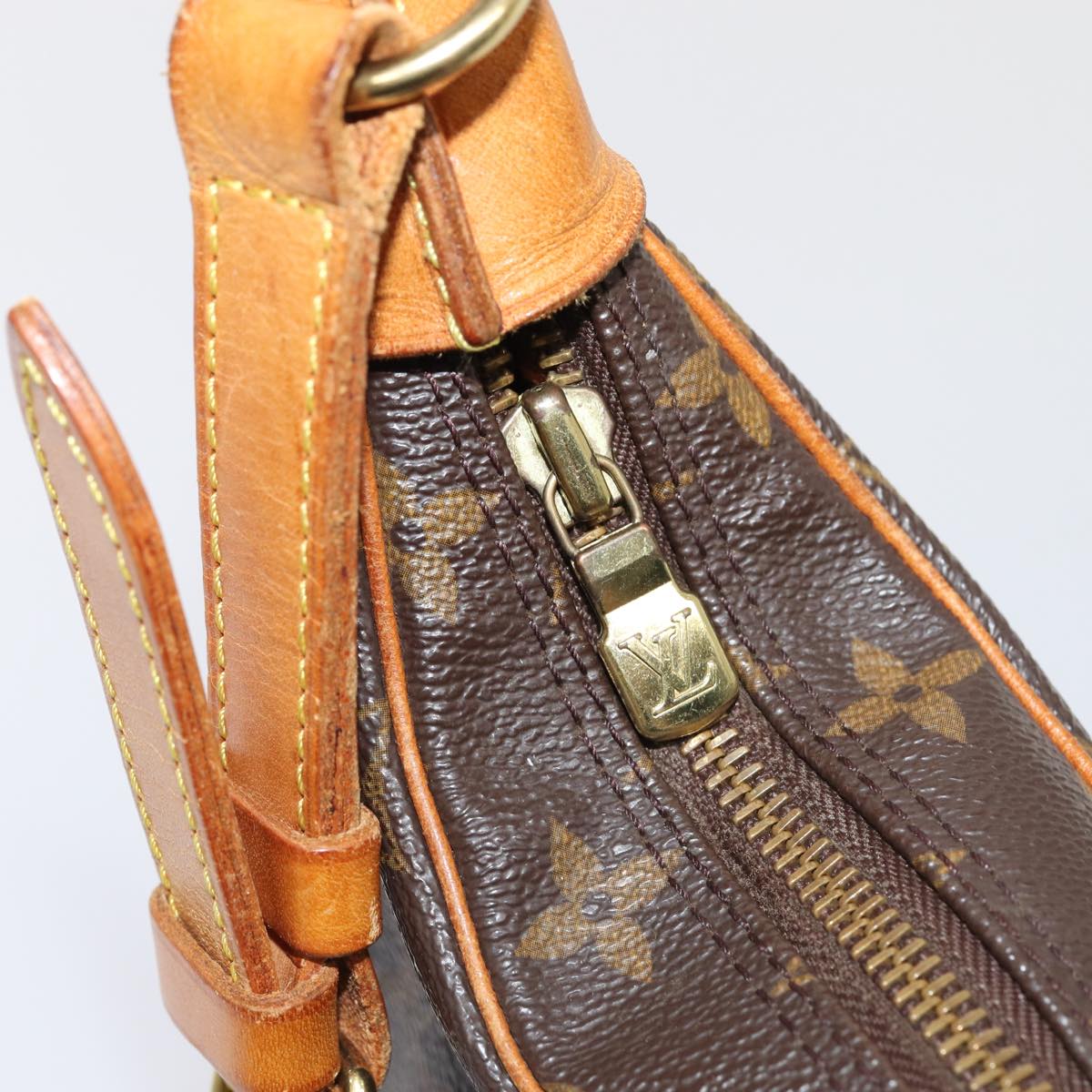 LOUIS VUITTON Monogram Boulogne 30 Shoulder Bag M51265 LV bs17263