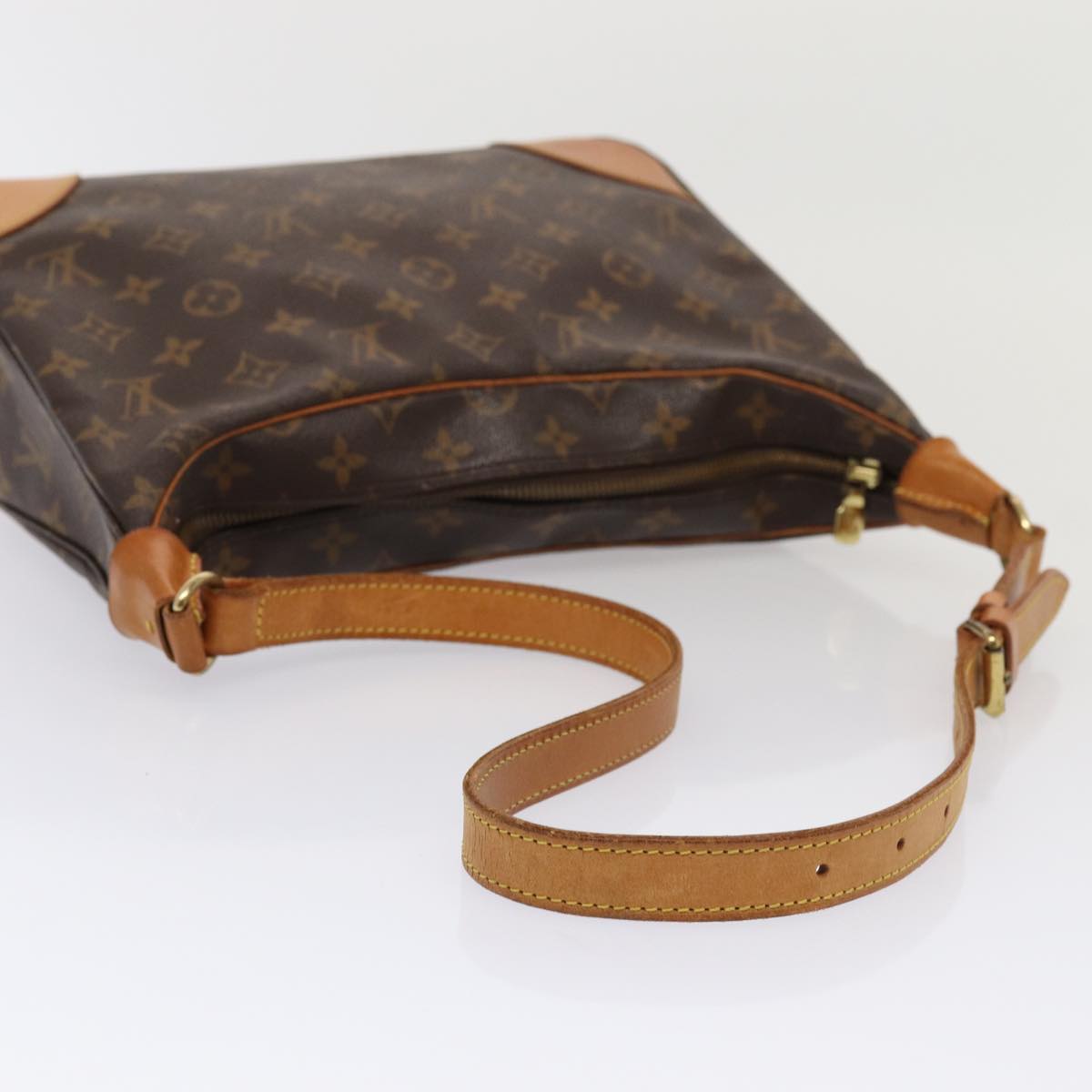 LOUIS VUITTON Monogram Boulogne 30 Shoulder Bag M51265 LV bs17263