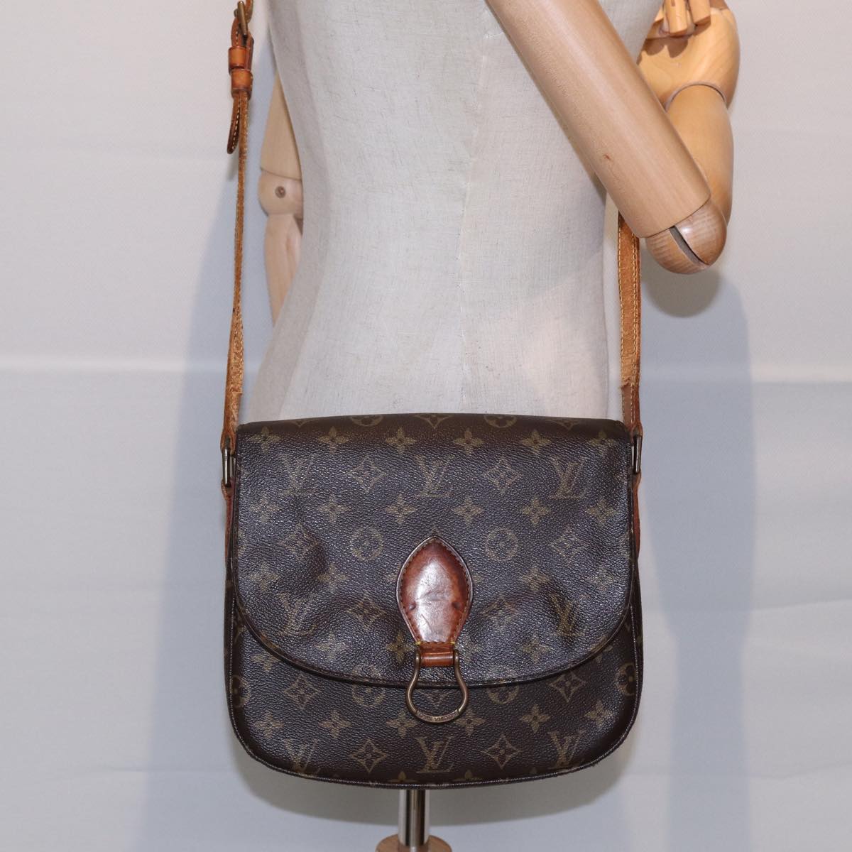 LOUIS VUITTON Monogram Saint Cloud GM Shoulder Bag M51242 LV bs17267