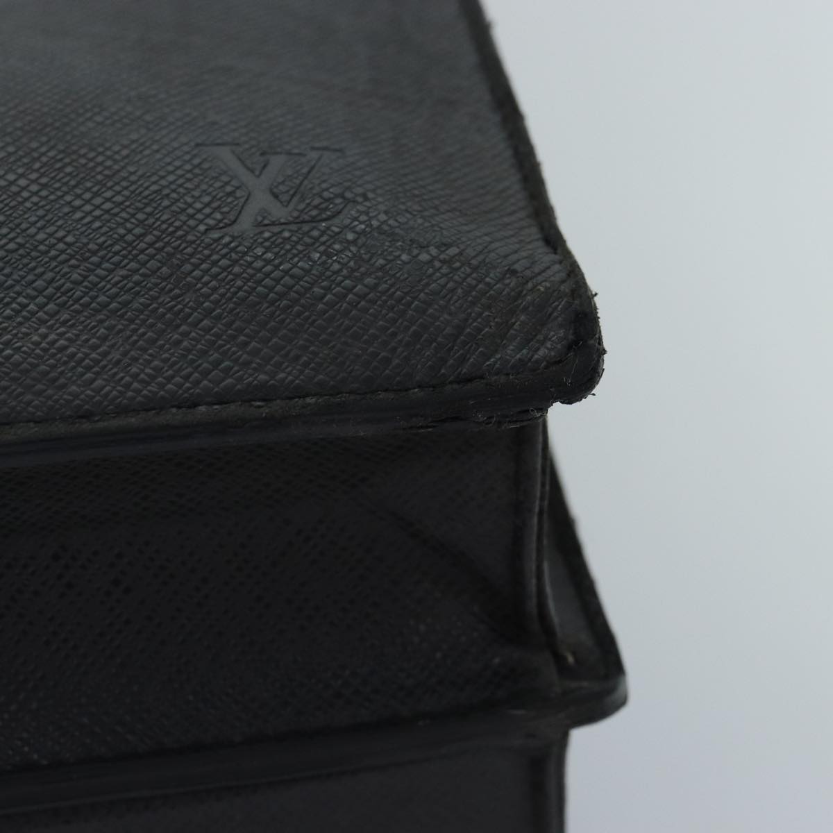 LOUIS VUITTON Taiga Leather Ural Briefcase Ardoise M30022 LV bs17325