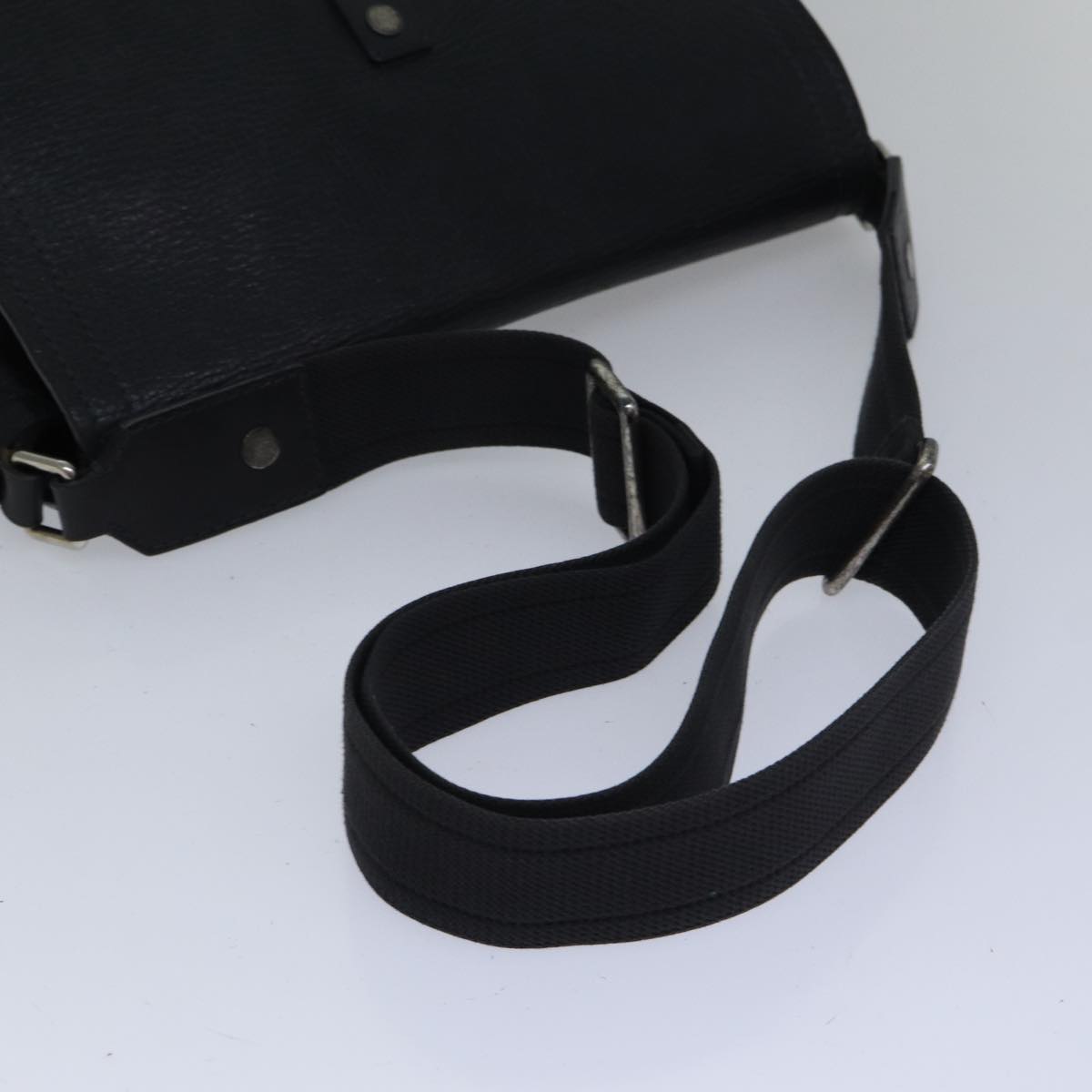LOUIS VUITTON Utah Ohama Shoulder Bag Leather Black Silver LV bs17487
