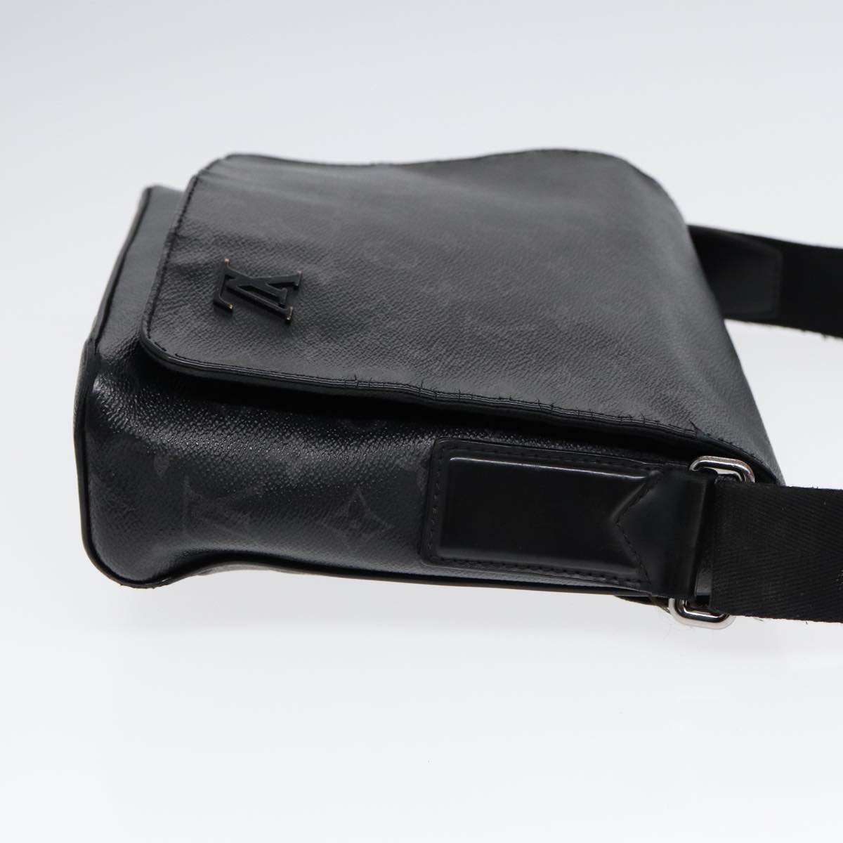 LOUIS VUITTON Monogram Eclipse District PM Shoulder Bag M45272 LV bs17527
