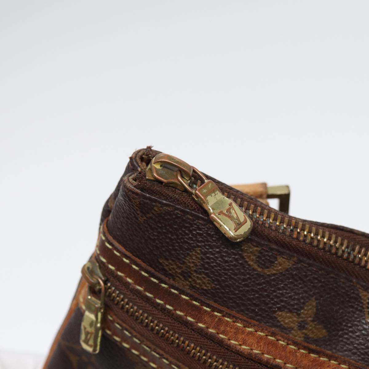 LOUIS VUITTON Monogram Pochette Bosphore Shoulder Bag M40044 LV bs17578