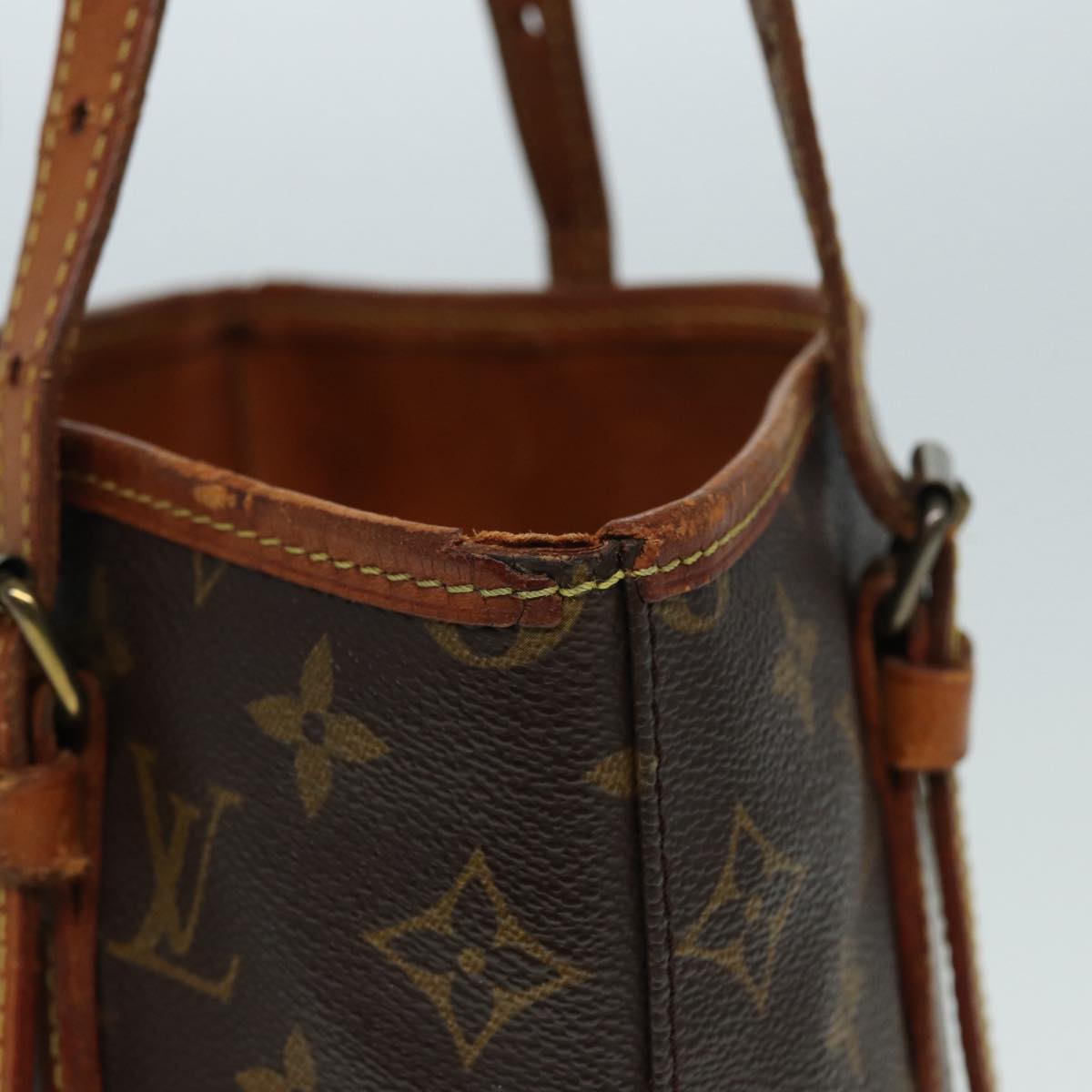 LOUIS VUITTON Monogram Bucket PM Shoulder Bag M42238 LV bs17625