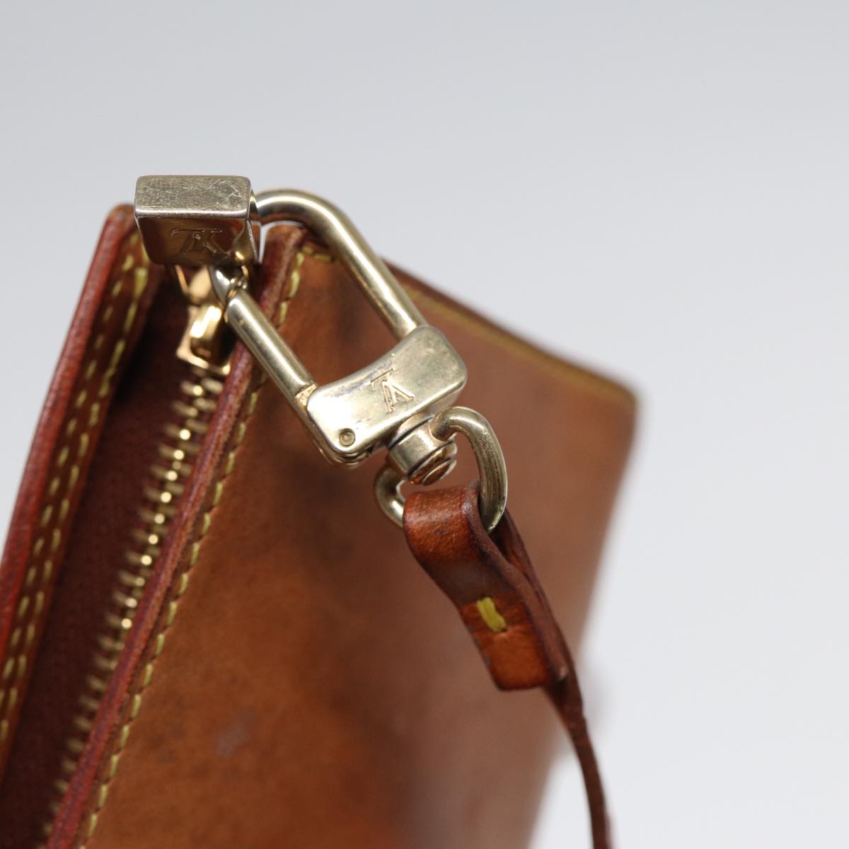 LOUIS VUITTON Nomad Cabas Ambre PM Pouch Leather Beige M92502 LV bs17677