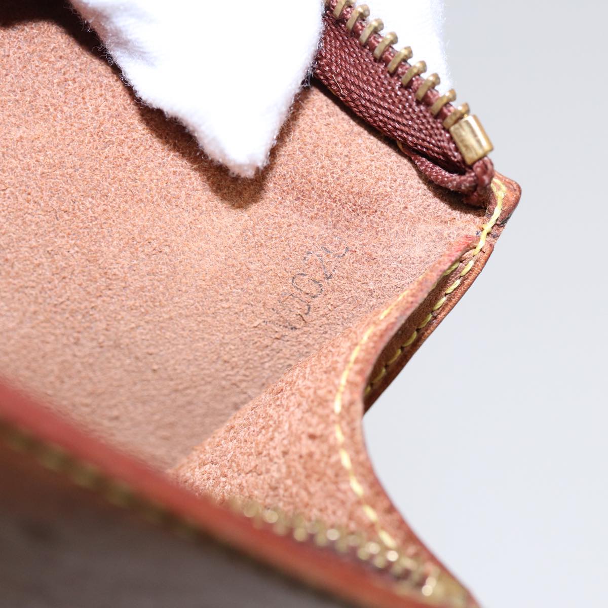LOUIS VUITTON Nomad Cabas Ambre PM Pouch Leather Beige M92502 LV bs17677