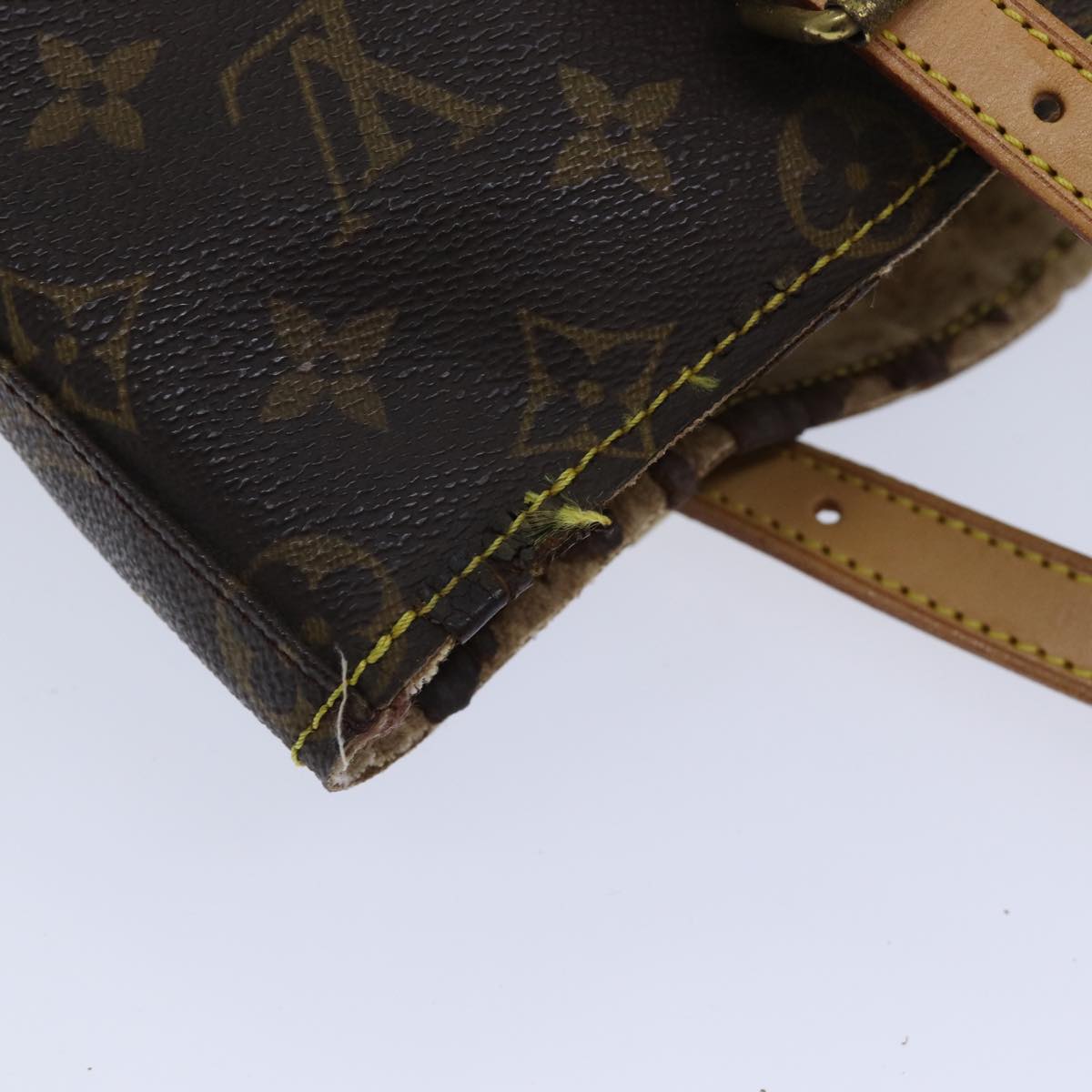 LOUIS VUITTON Monogram Bucket GM Shoulder Bag M42236 LV bs17699