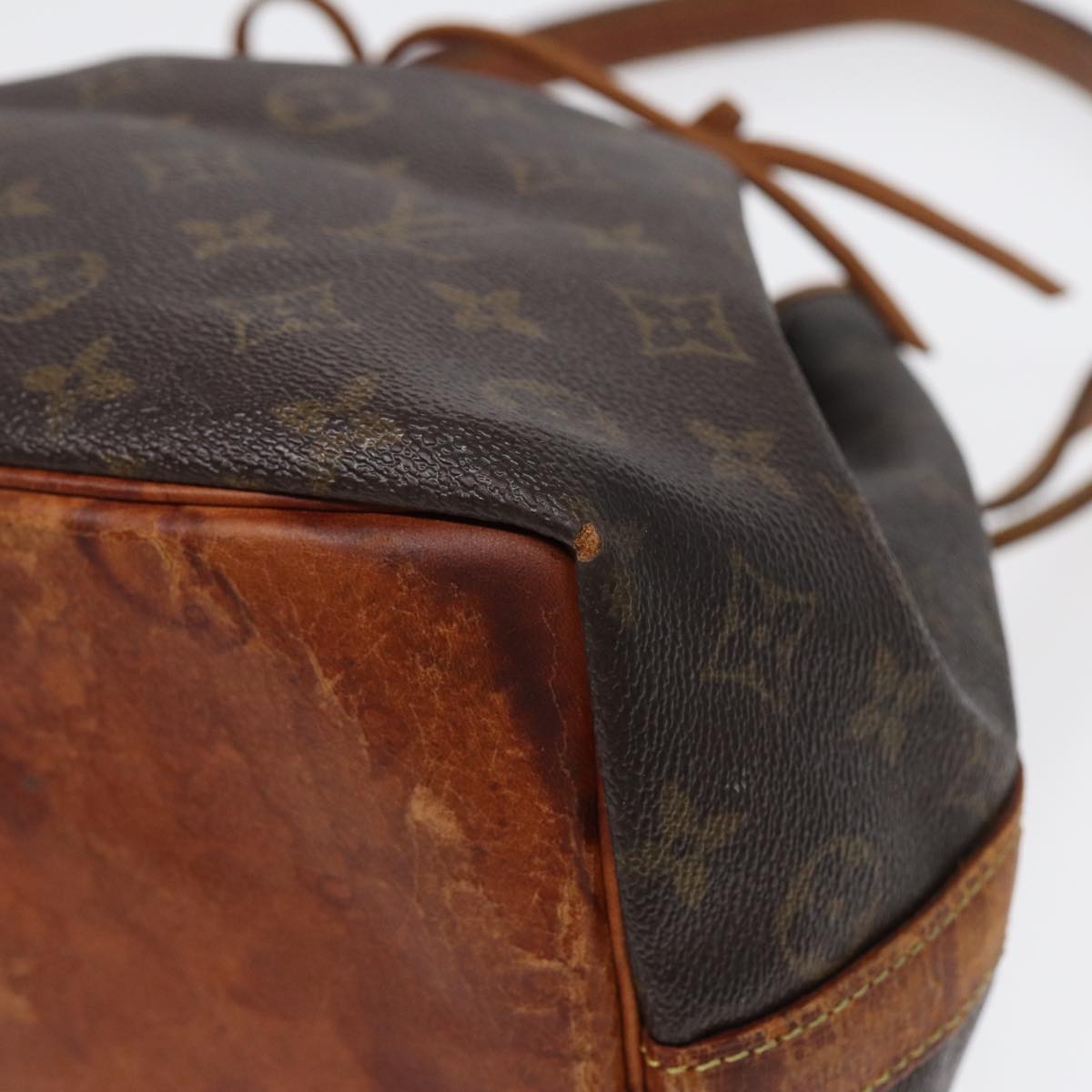 LOUIS VUITTON Monogram Petit Noe Shoulder Bag M42226 LV bs17742