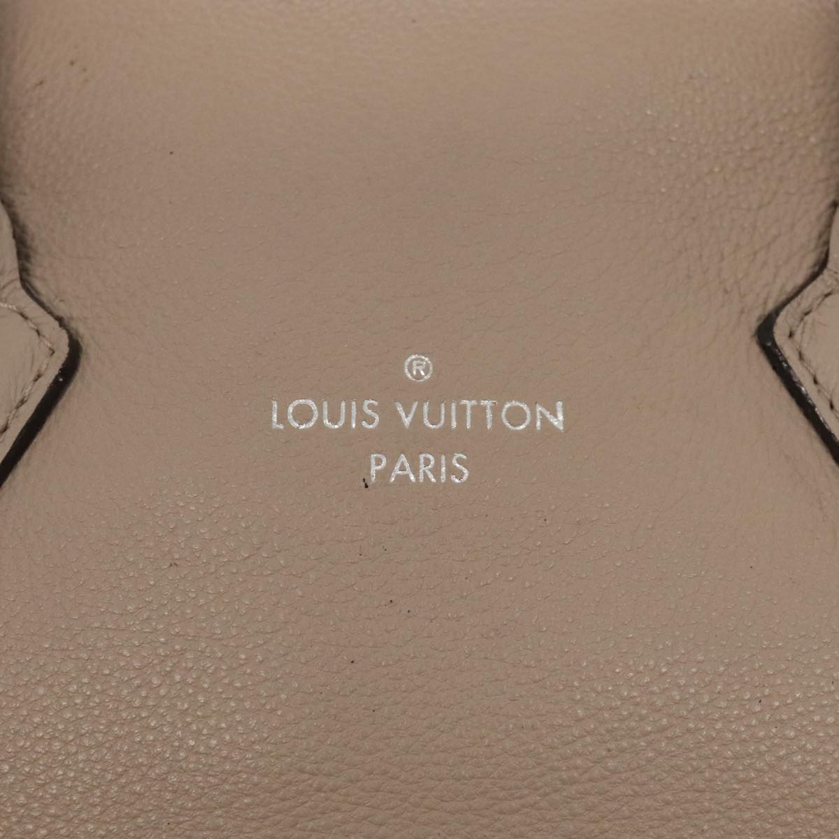 LOUIS VUITTON Parnacea Lockit MM Tote Bag Beige M94593 LV bs17840