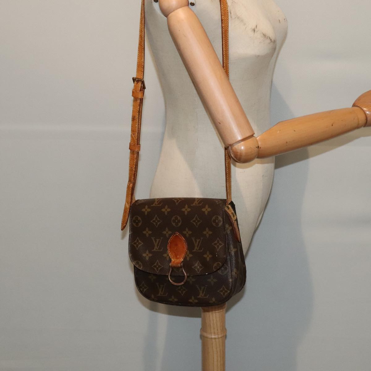LOUIS VUITTON Monogram Saint Cloud MM Shoulder Bag M51243 LV bs17852