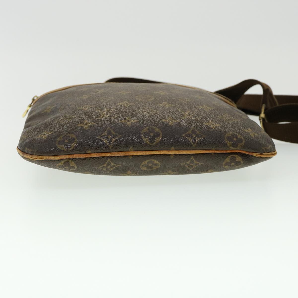 LOUIS VUITTON Monnogram Pochette Bosphore Shoulder Bag M40044 LV bs1805