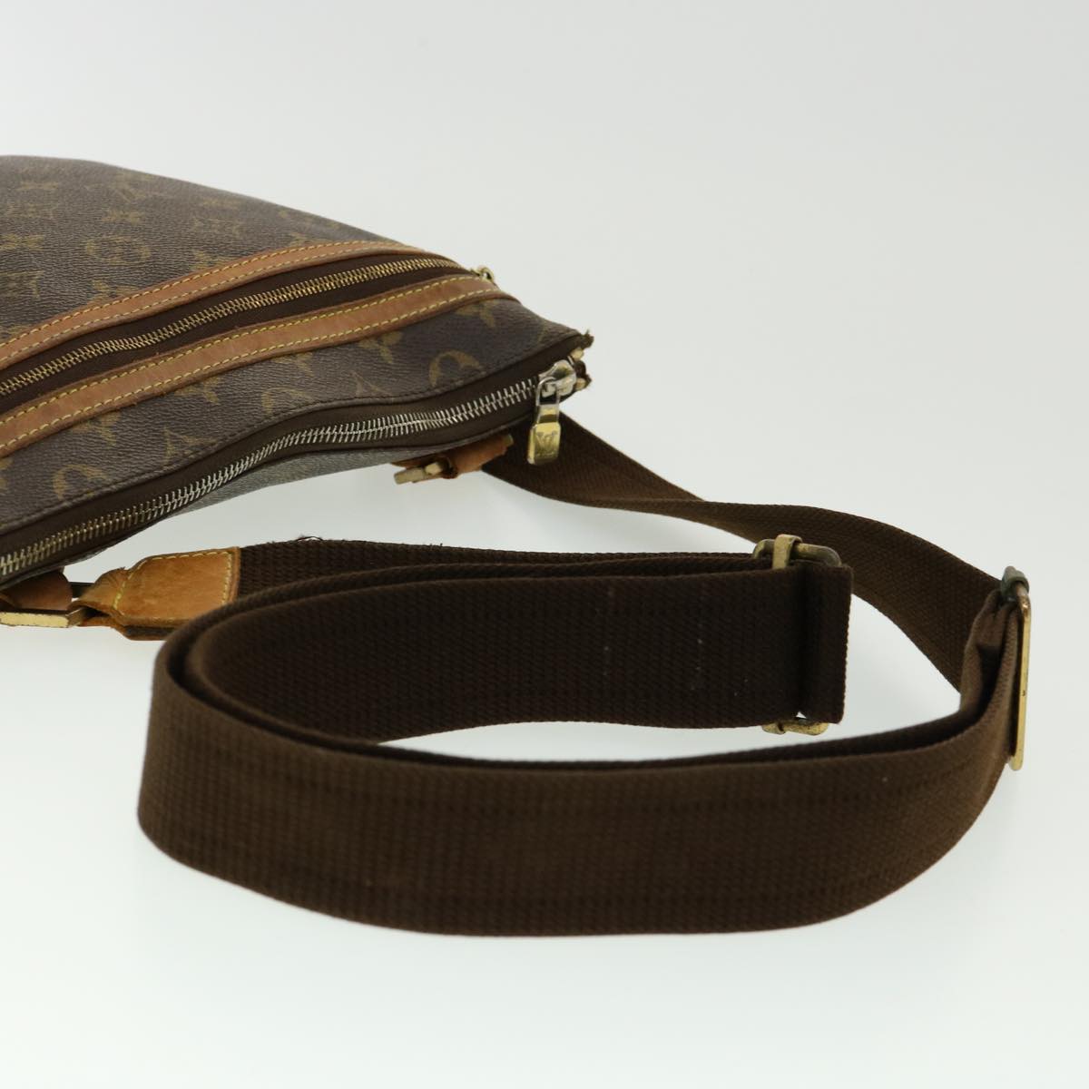 LOUIS VUITTON Monnogram Pochette Bosphore Shoulder Bag M40044 LV bs1805