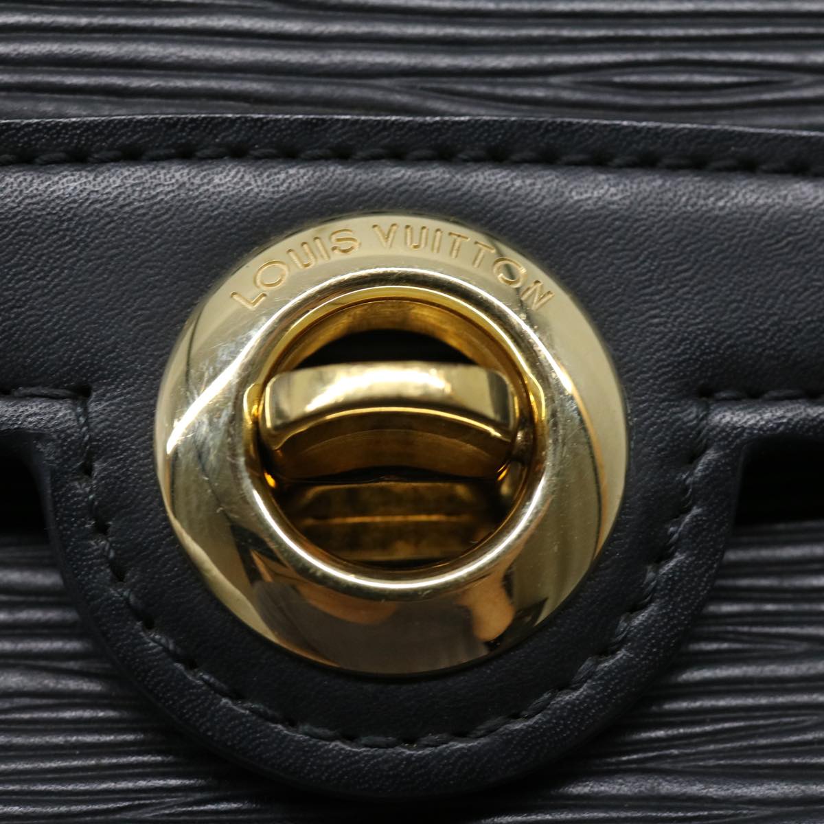 LOUIS VUITTON Epi Arsch Clutch Shoulder Bag 2Way Black M52572 LV bs1807