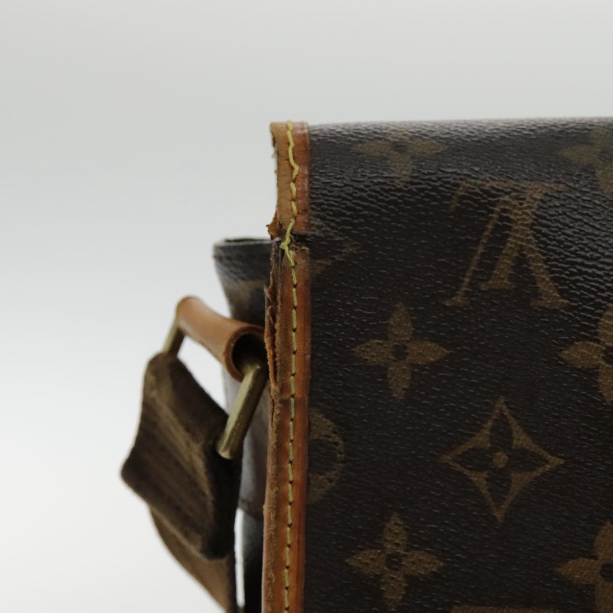 LOUIS VUITTON Monogram Messenger Bosphore PM Shoulder Bag M40106 LV bs18679