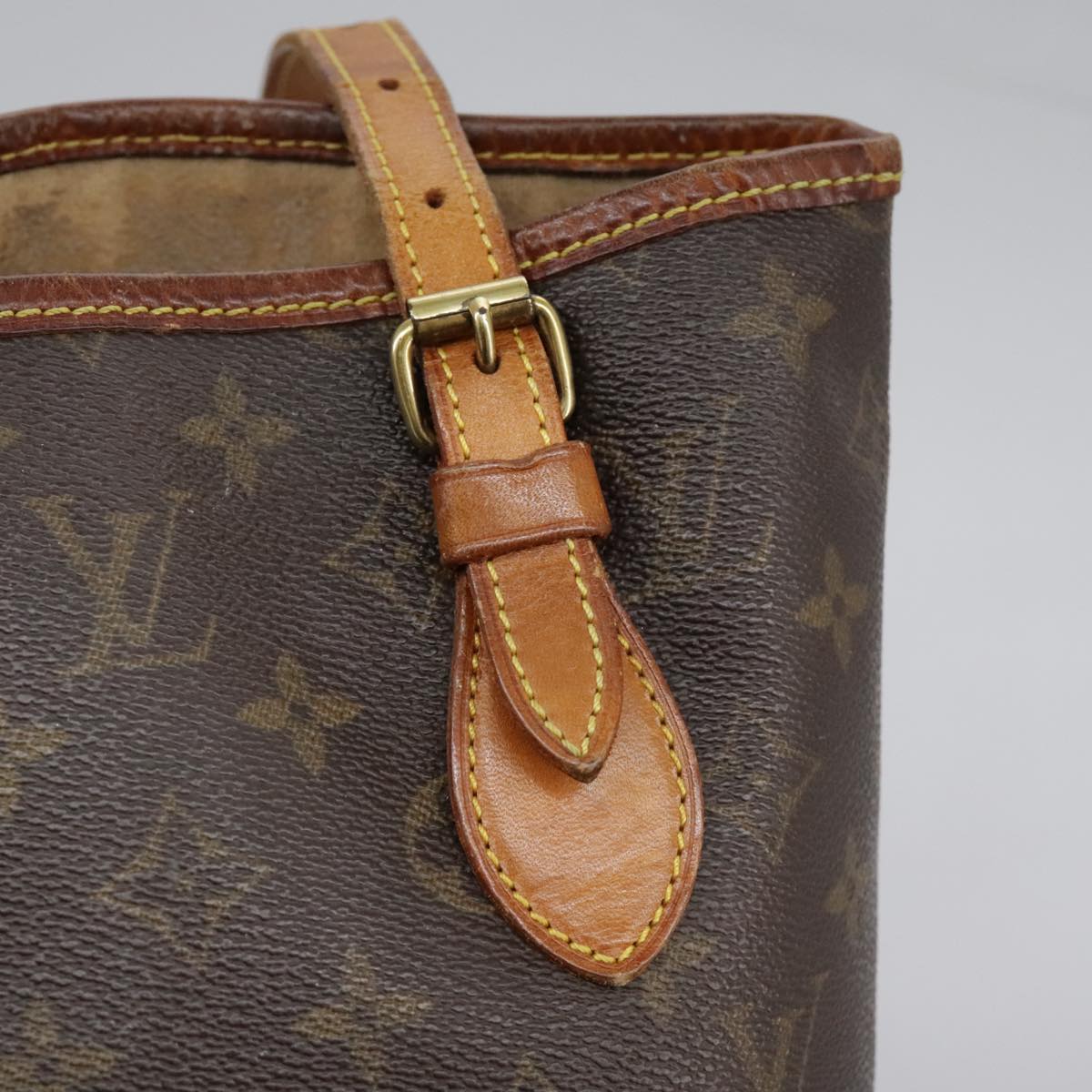 LOUIS VUITTON Monogram Bucket PM Shoulder Bag M42238 LV bs19361