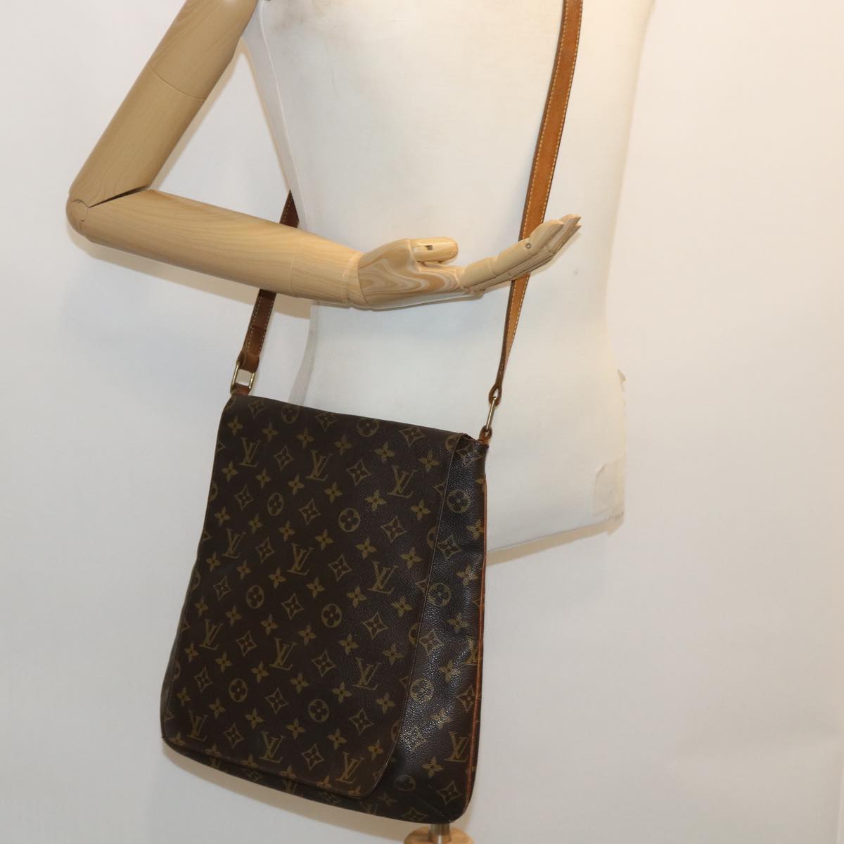 LOUIS VUITTON Monogram Musette Shoulder Bag M51256 LV bs1961