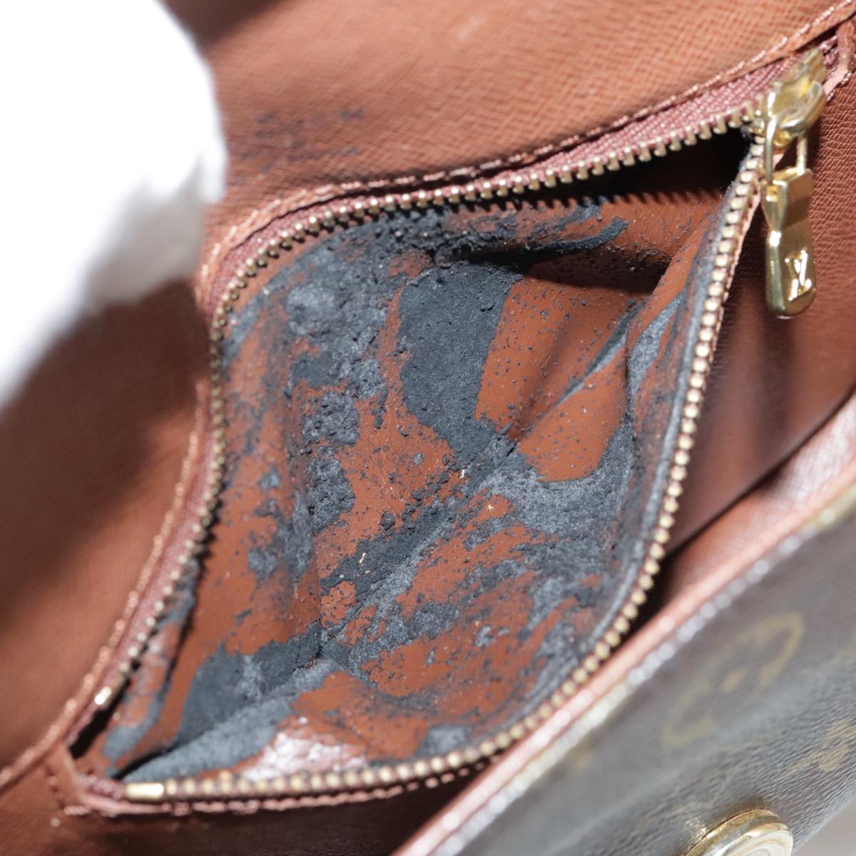 LOUIS VUITTON Monogram Saint Cloud MM Shoulder Bag M51243 LV bs21236