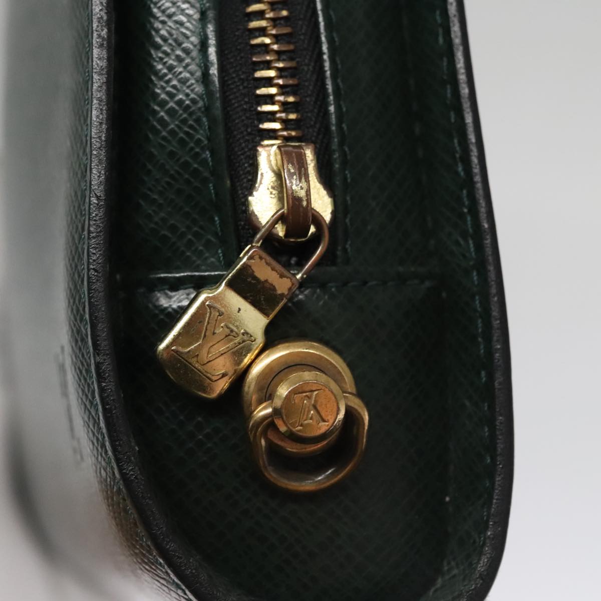 LOUIS VUITTON Taiga Baikal Clutch Bag Epicea M30184 LV bs21404