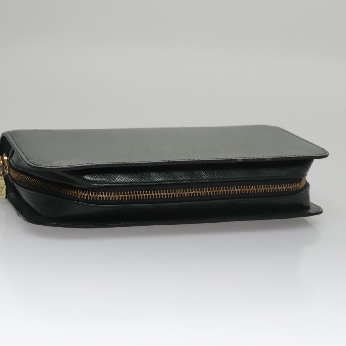 LOUIS VUITTON Taiga Baikal Clutch Bag Epicea M30184 LV bs21404