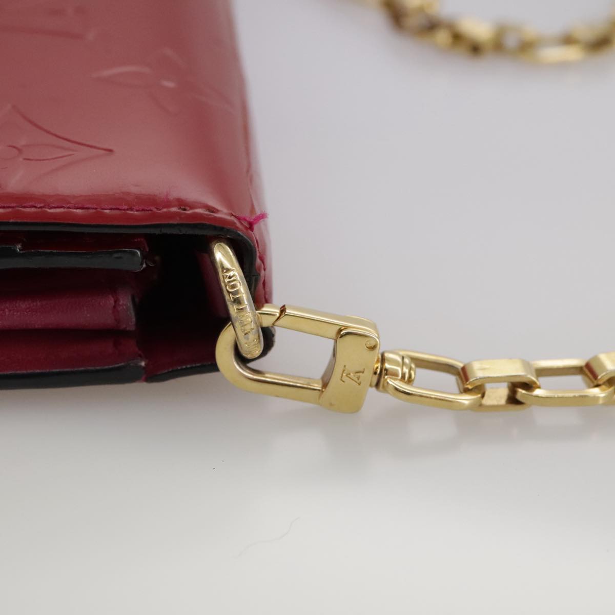 LOUIS VUITTON Vernis Portefeiulle Sarah Chain Threes M90087 LV bs21492
