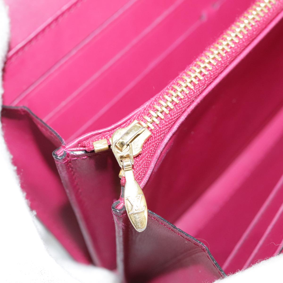 LOUIS VUITTON Vernis Portefeiulle Sarah Chain Threes M90087 LV bs21492