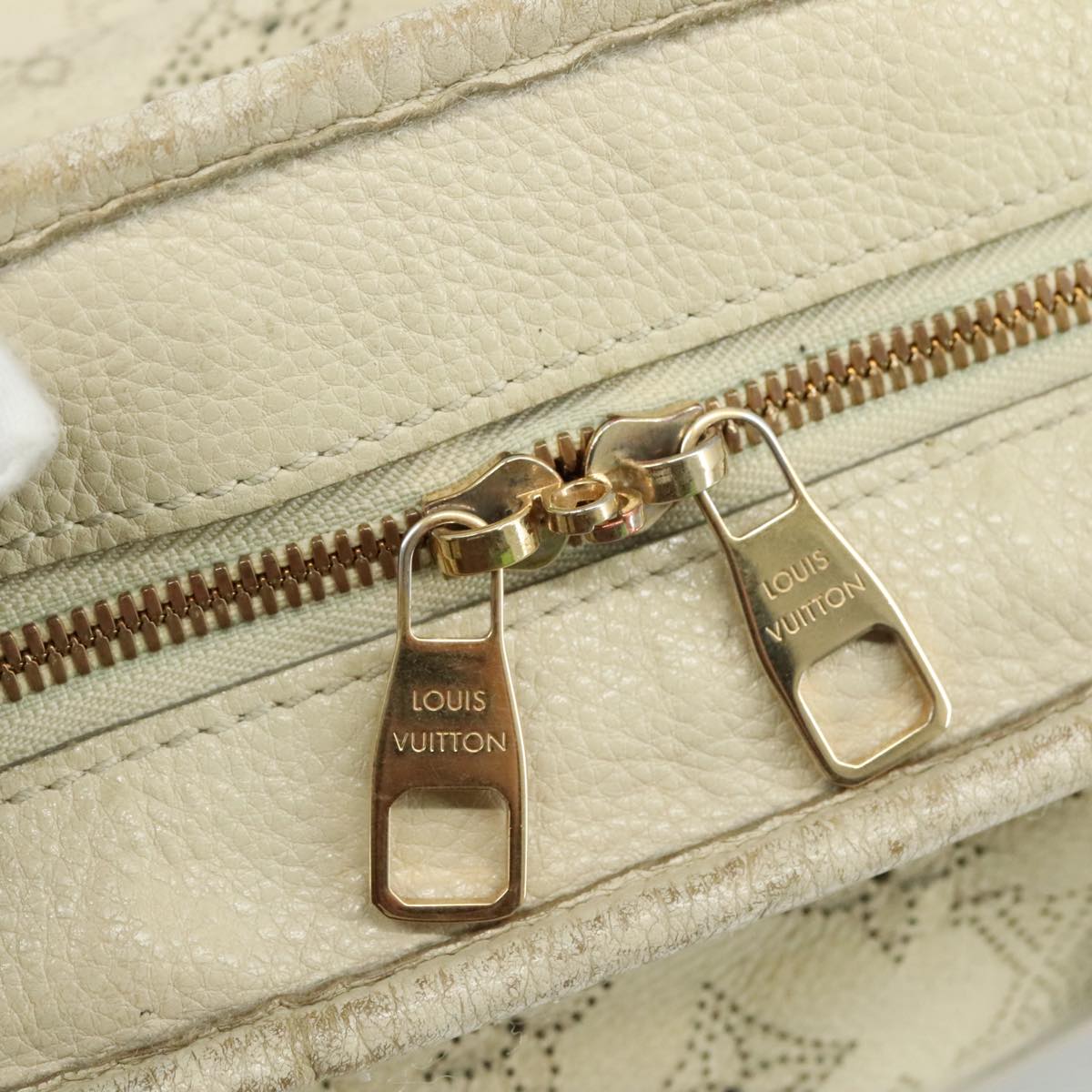 LOUIS VUITTON Monogram Mahina Stella PM Shoulder Bag Beige M93982 bs21519