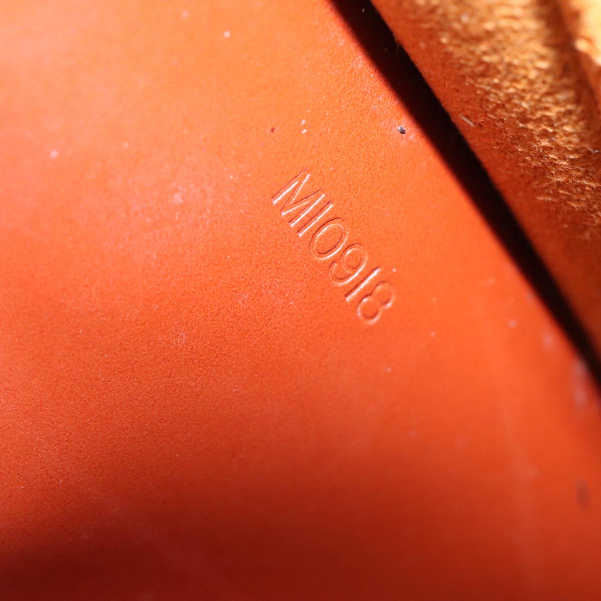 LOUIS VUITTON Epi Pont Neuf Hand Bag Brown M52053 LV bs21684