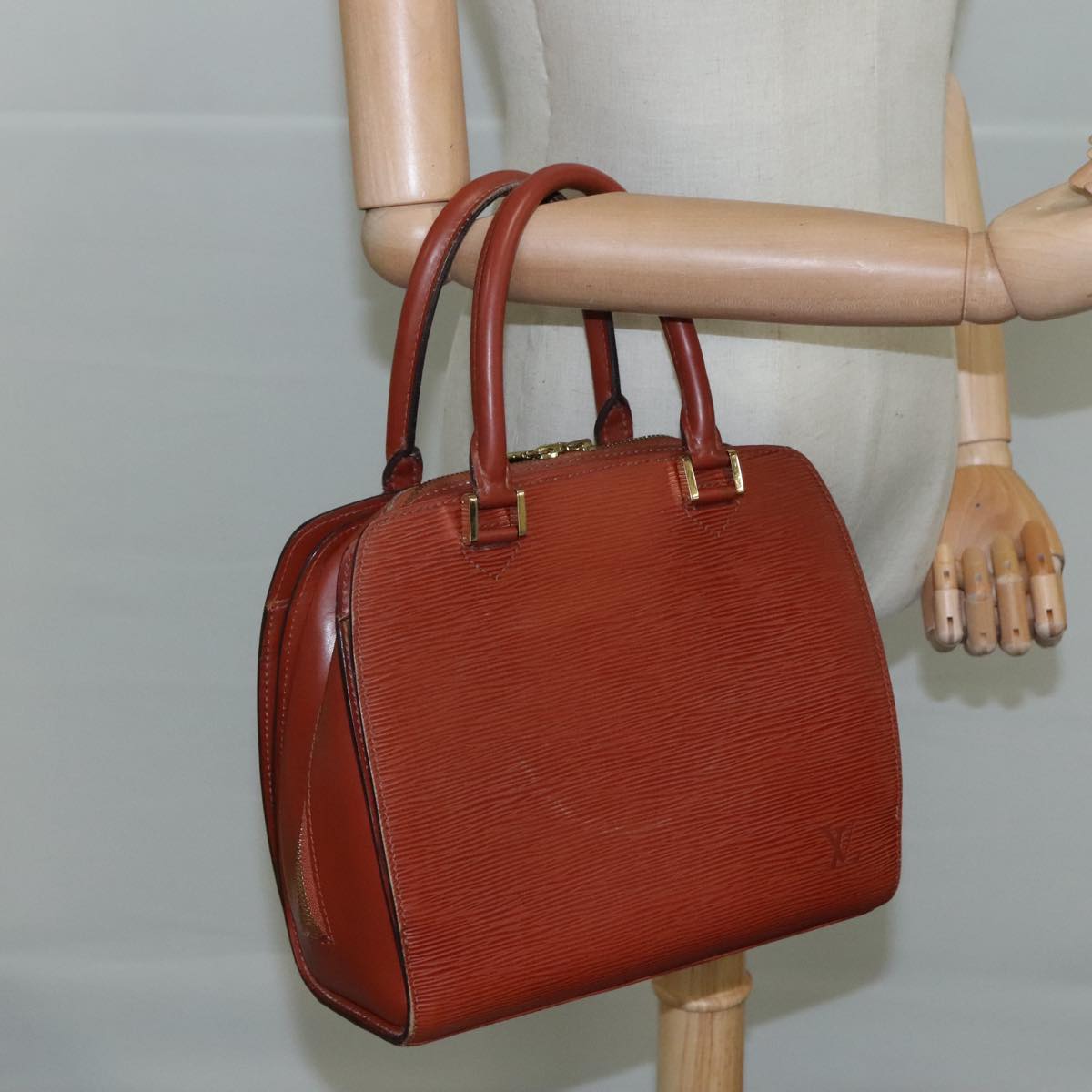 LOUIS VUITTON Epi Pont Neuf Hand Bag Brown M52053 LV bs21684