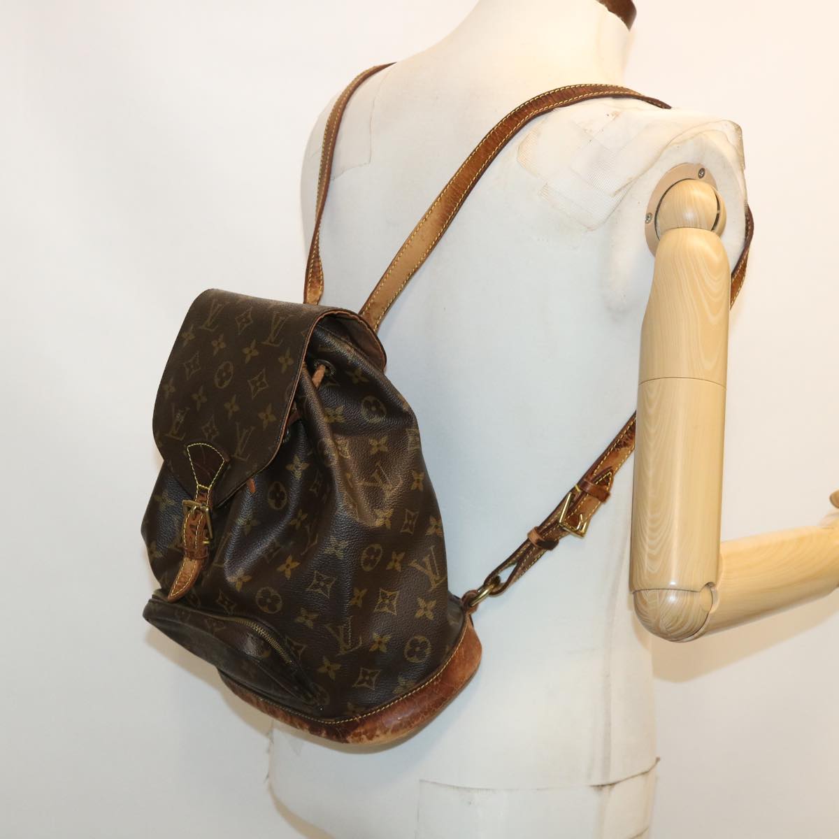 LOUIS VUITTON Monogram Montsouris MM Backpack M51136 LV bs2417