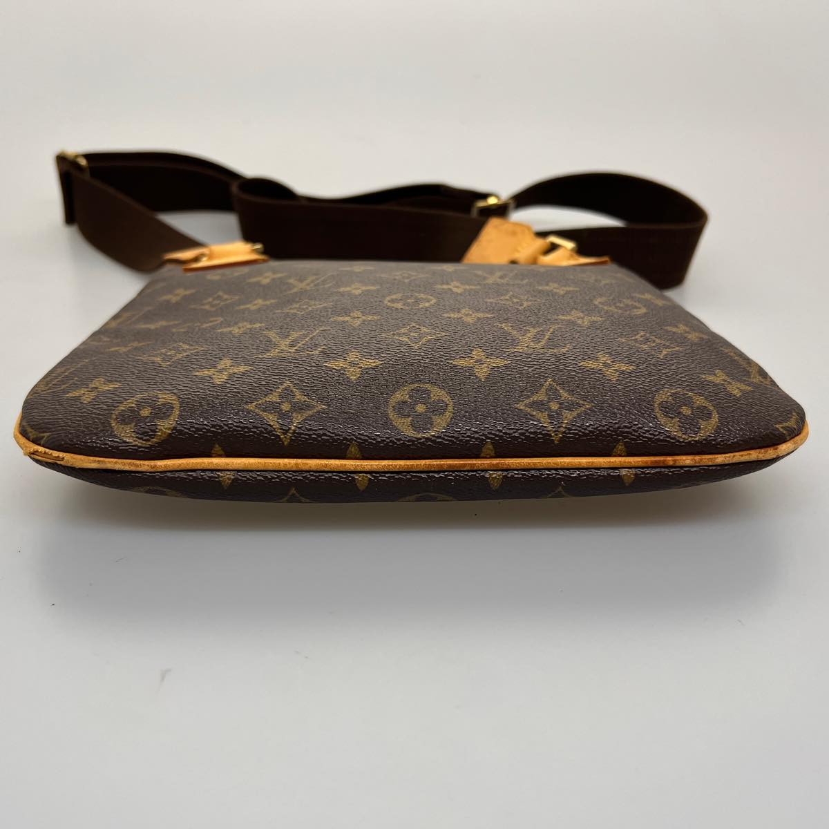 LOUIS VUITTON Monogram Pochette Bosphore Shoulder Bag M40044 LV bs2655