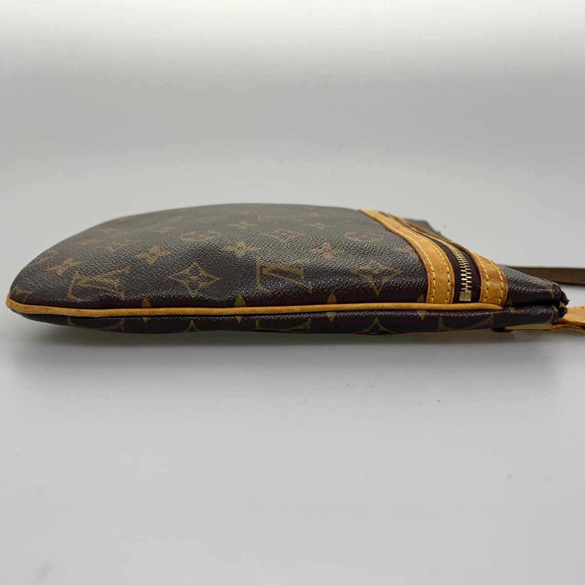LOUIS VUITTON Monogram Pochette Bosphore Shoulder Bag M40044 LV bs2655