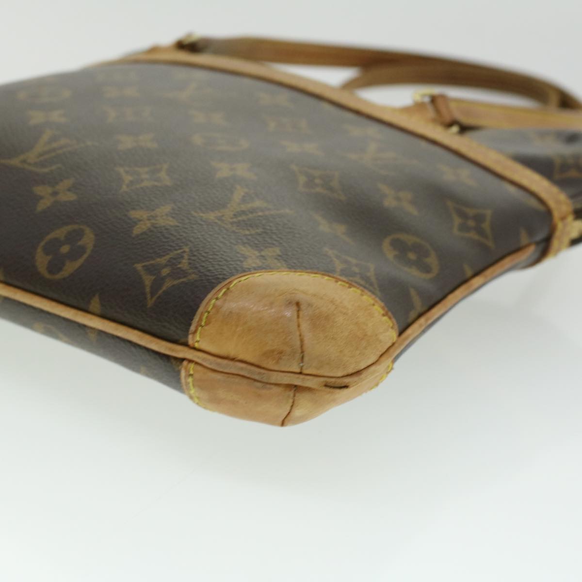 LOUIS VUITTON Monogram Coussin GM Shoulder Bag M51141 LV bs3099