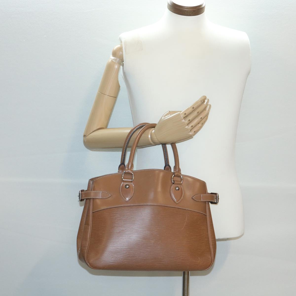 LOUIS VUITTON Epi Passy PM Hand Bag Brown Cannel M5926I LV bs3430