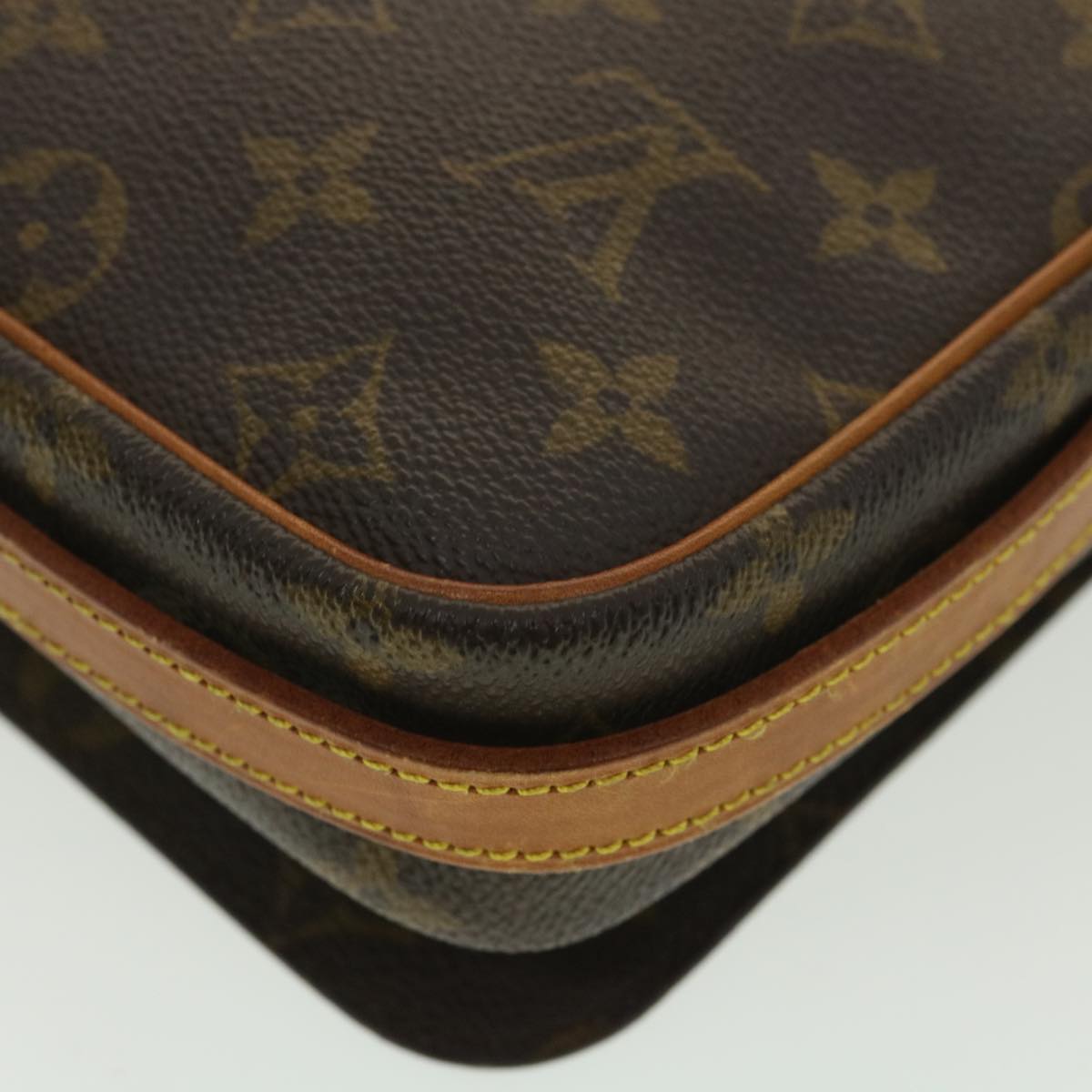 LOUIS VUITTON Monogram Saint Germain Shoulder Bag M51210 LV bs4301