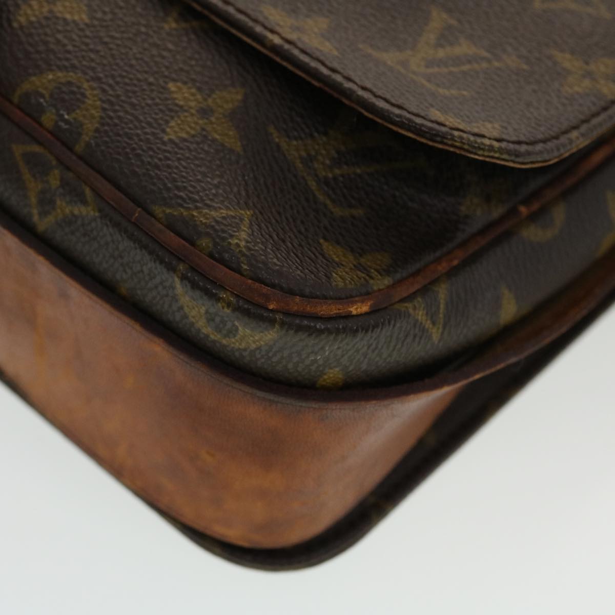 LOUIS VUITTON Monogram Cartouchiere MM Shoulder Bag M51253 LV bs5924