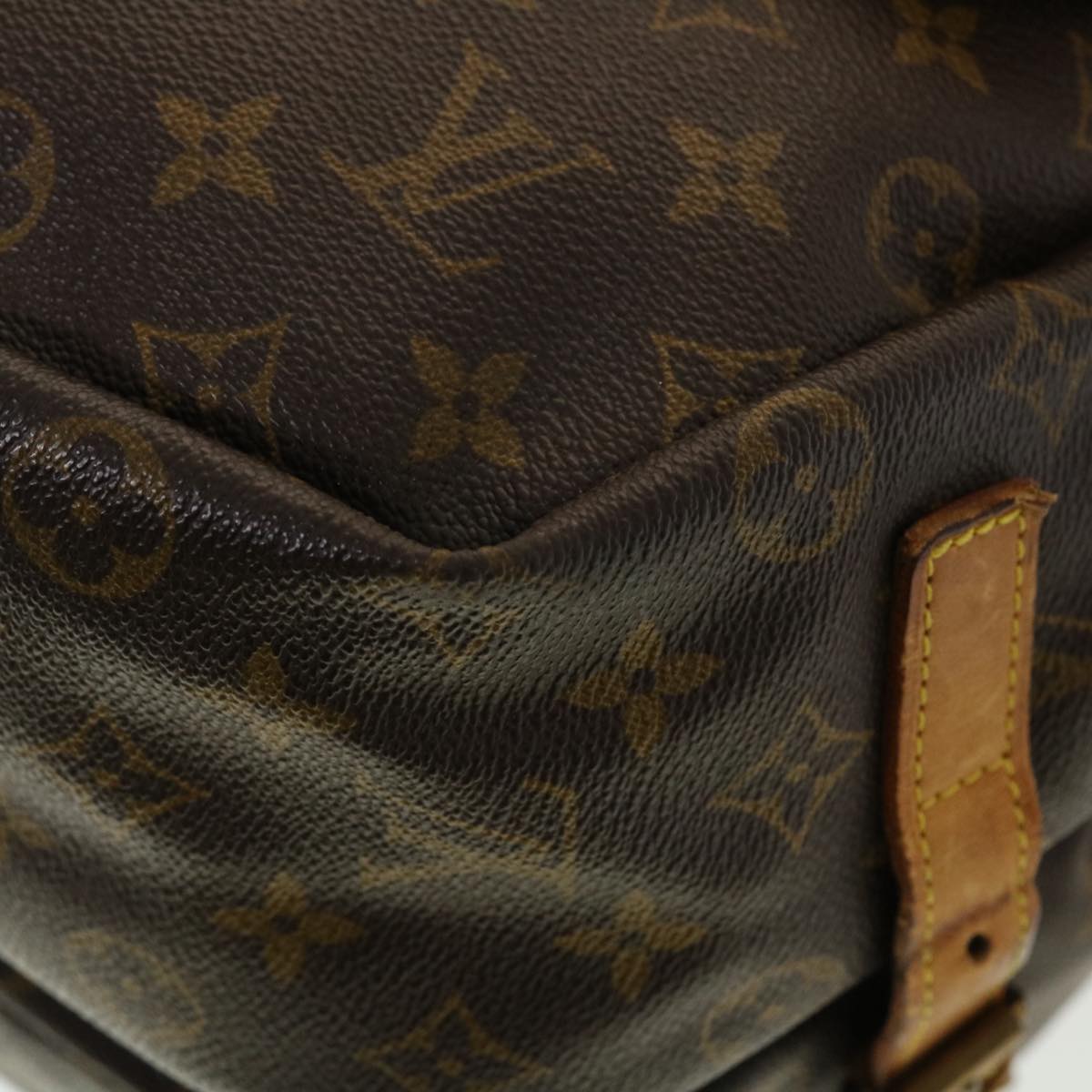 LOUIS VUITTON Monogram Saumur 35 Shoulder Bag M42254 LV bs5936