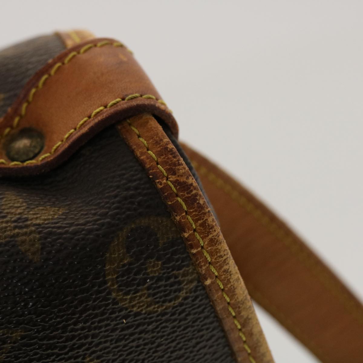 LOUIS VUITTON Monogram Saumur 35 Shoulder Bag M42254 LV bs5936