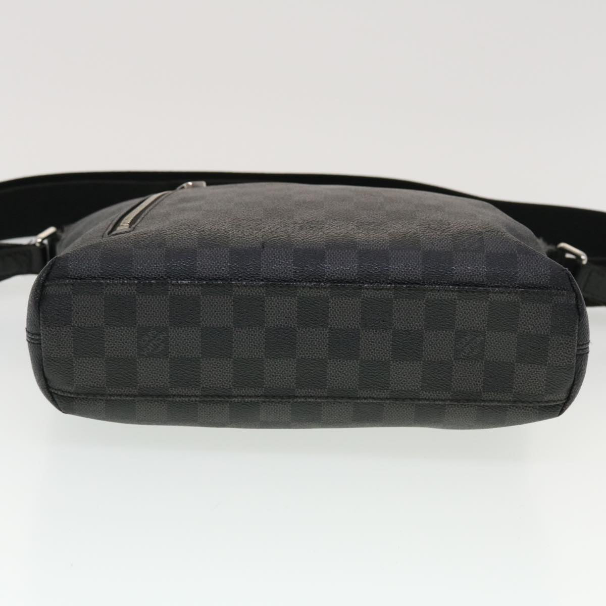 LOUIS VUITTON Damier Graphite Mick MM Shoulder Bag N41106 LV bs5938