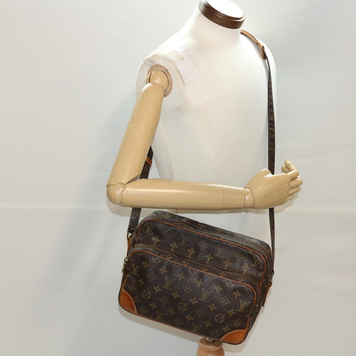 LOUIS VUITTON Monogram Nile Shoulder Bag M45244 LV bs6084