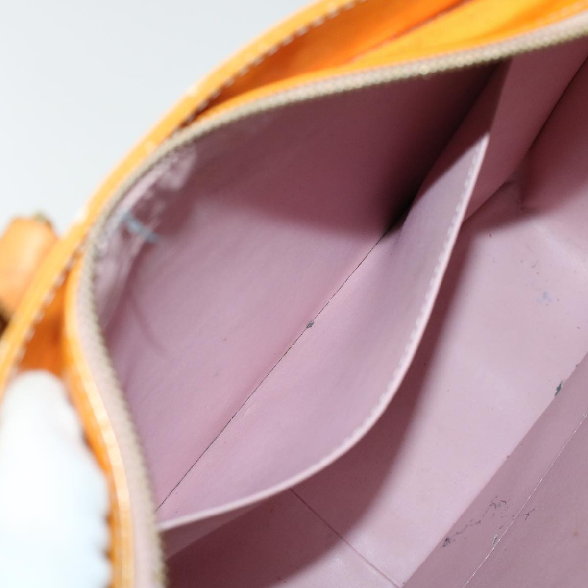 LOUIS VUITTON Vernis Columbus Tote Bag Marshmallow Pink M91032 LV bs6146